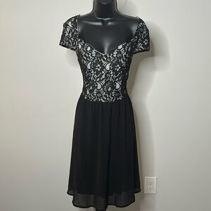 DRESSFO Women’s Black Lace A-line Dress Size 10